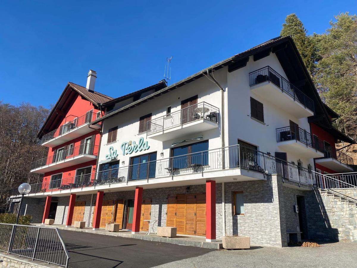Albergo La Perla Craveggia Exterior photo